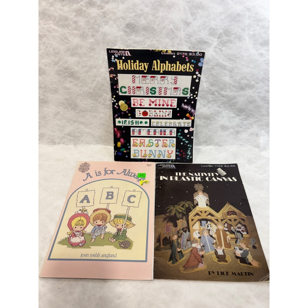 Vintage Leisure Arts Cross Stitch Plastic Canvas Nativity Holiday Alphabets Lot